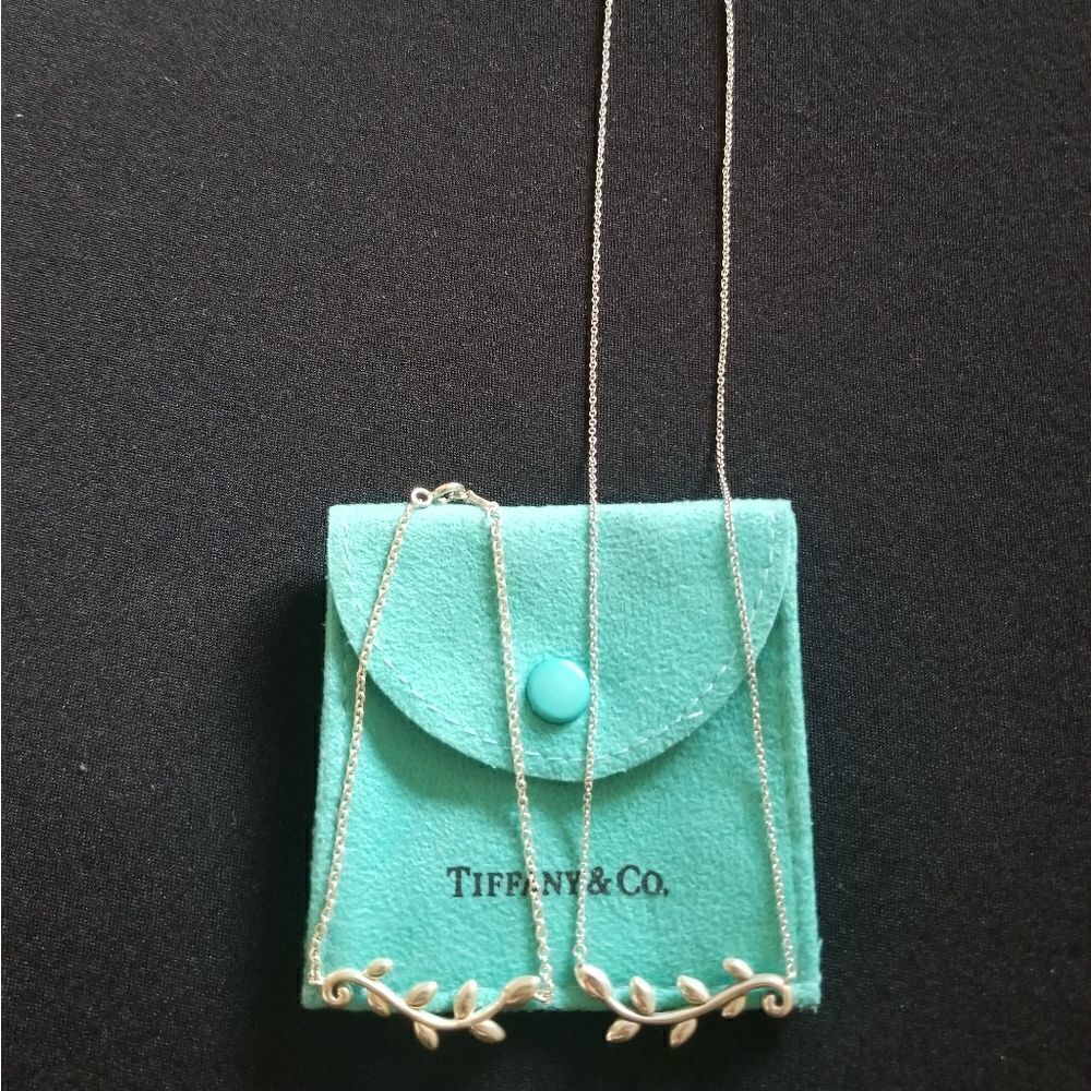 Tiffany & Co. Olive Vine Necklace and Bracelet Bundle